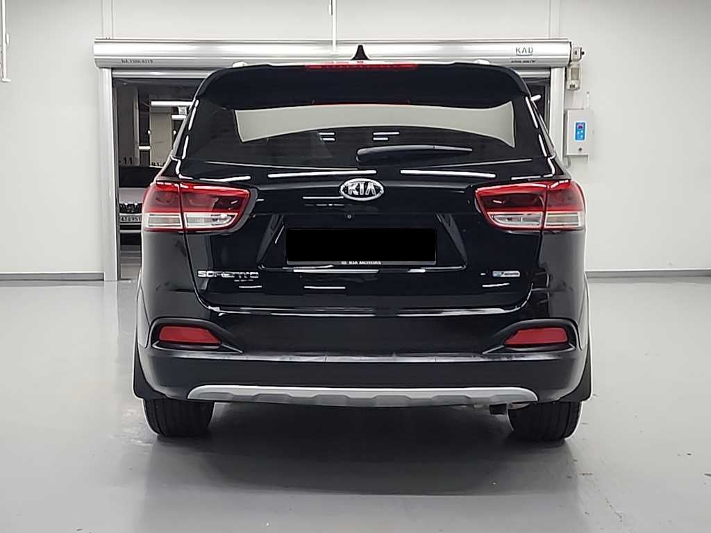 Kia Sorento — photo 03
