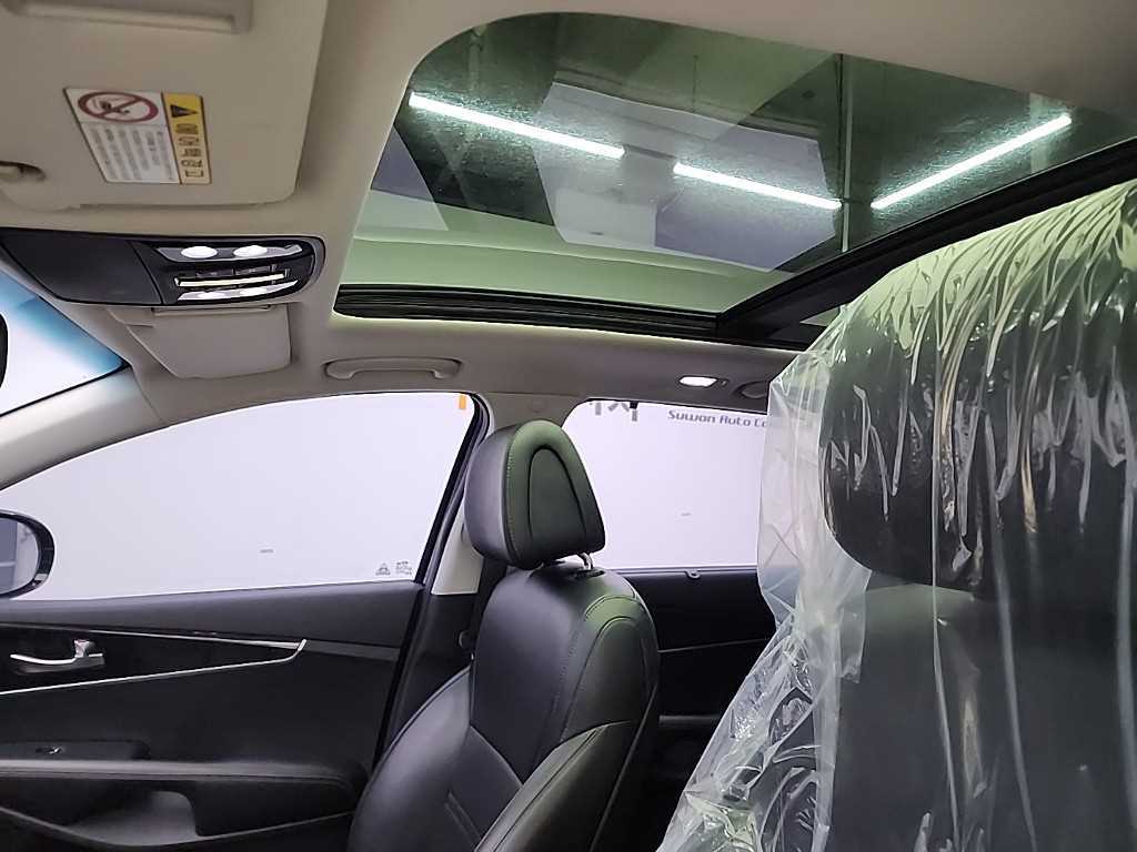 Kia Sorento — photo 15