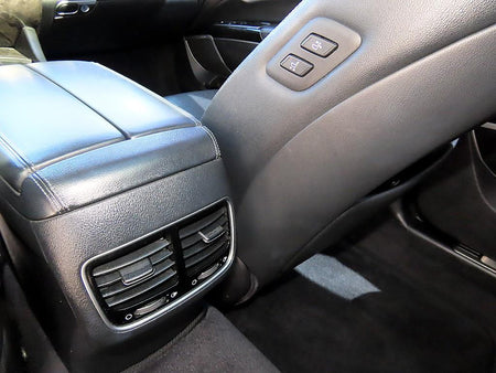 Kia K9 — photo 17