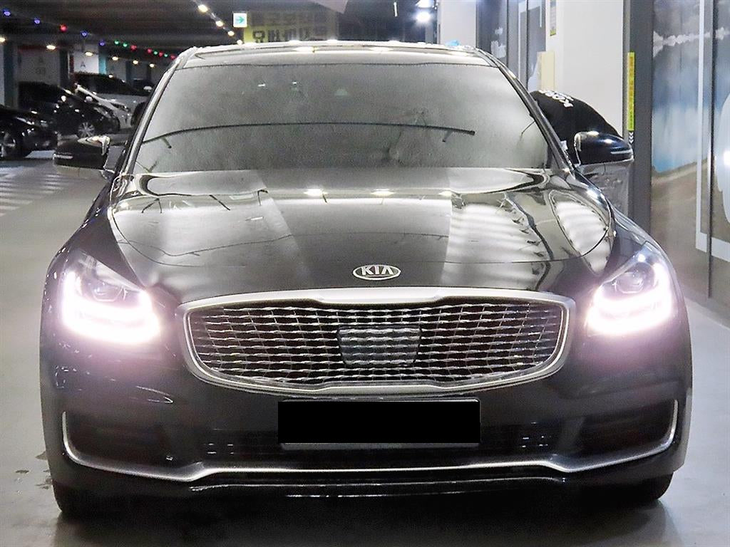 Kia K9 — photo 02