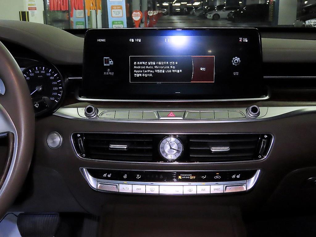 Kia K9 — photo 11