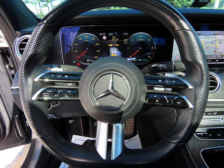Mercedes-Benz E-Class — photo 08