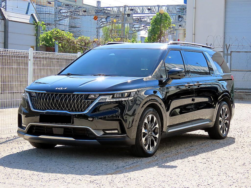 Kia Carnival — photo 02