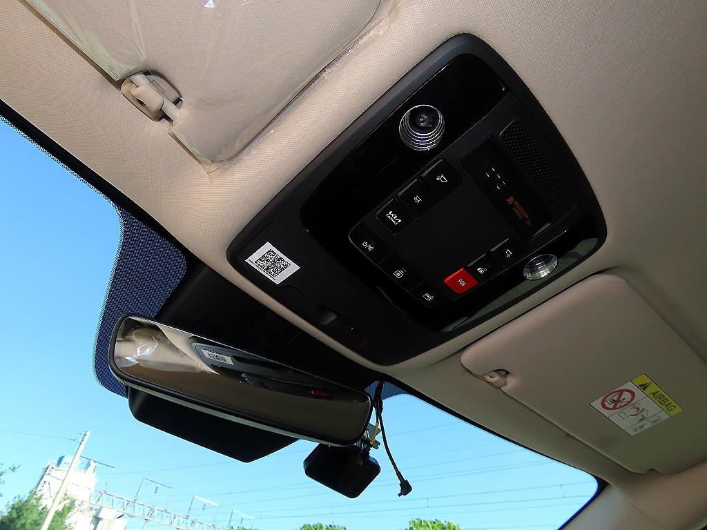 Kia Carnival — photo 15