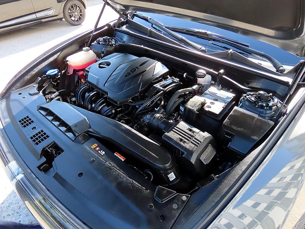 Hyundai Grandeur — photo 19