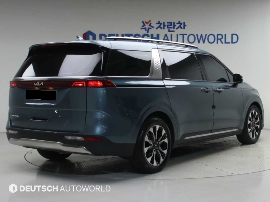 Kia Carnival — photo 03