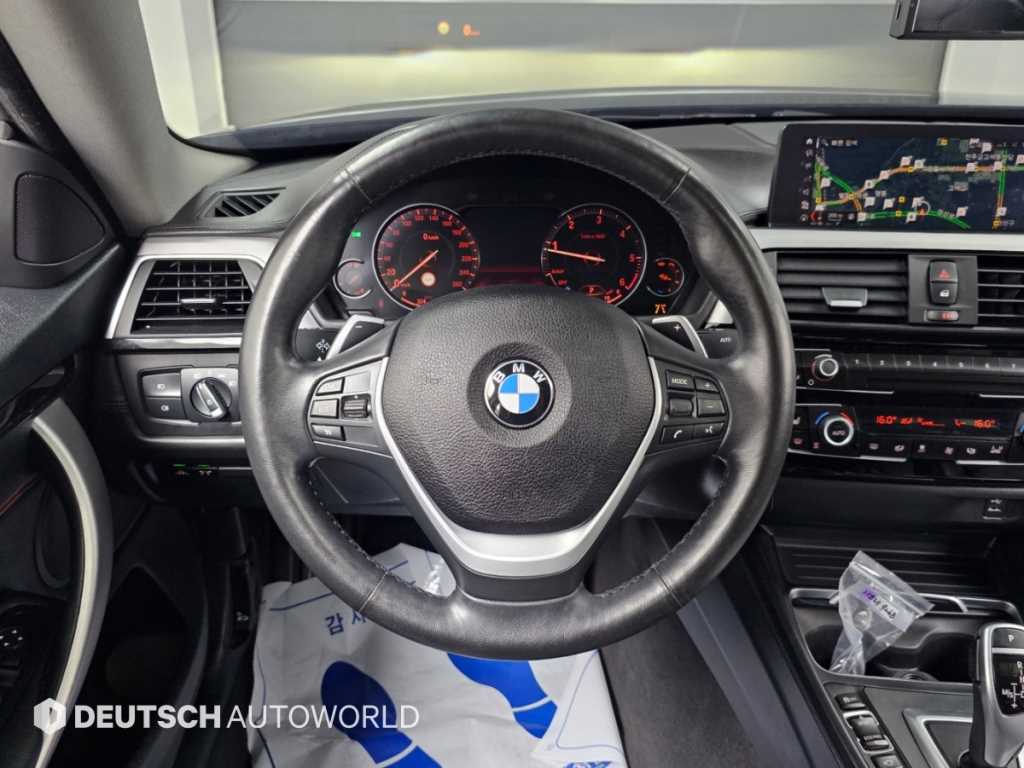BMW 4-Series — photo 13