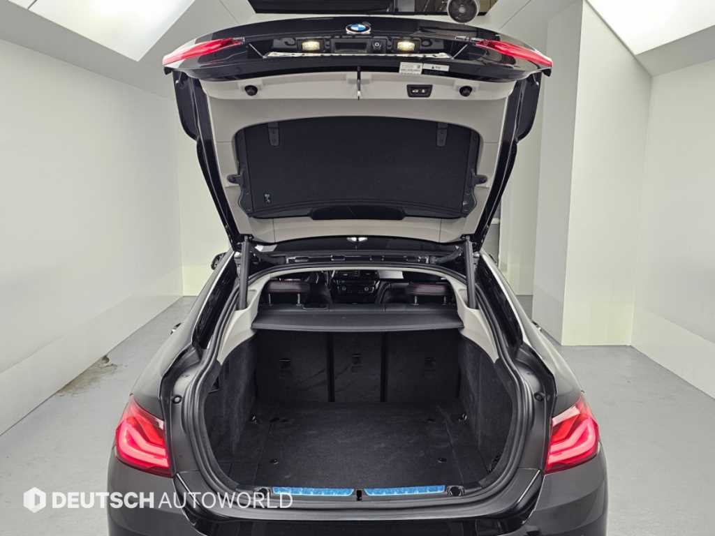 BMW 4-Series — photo 19