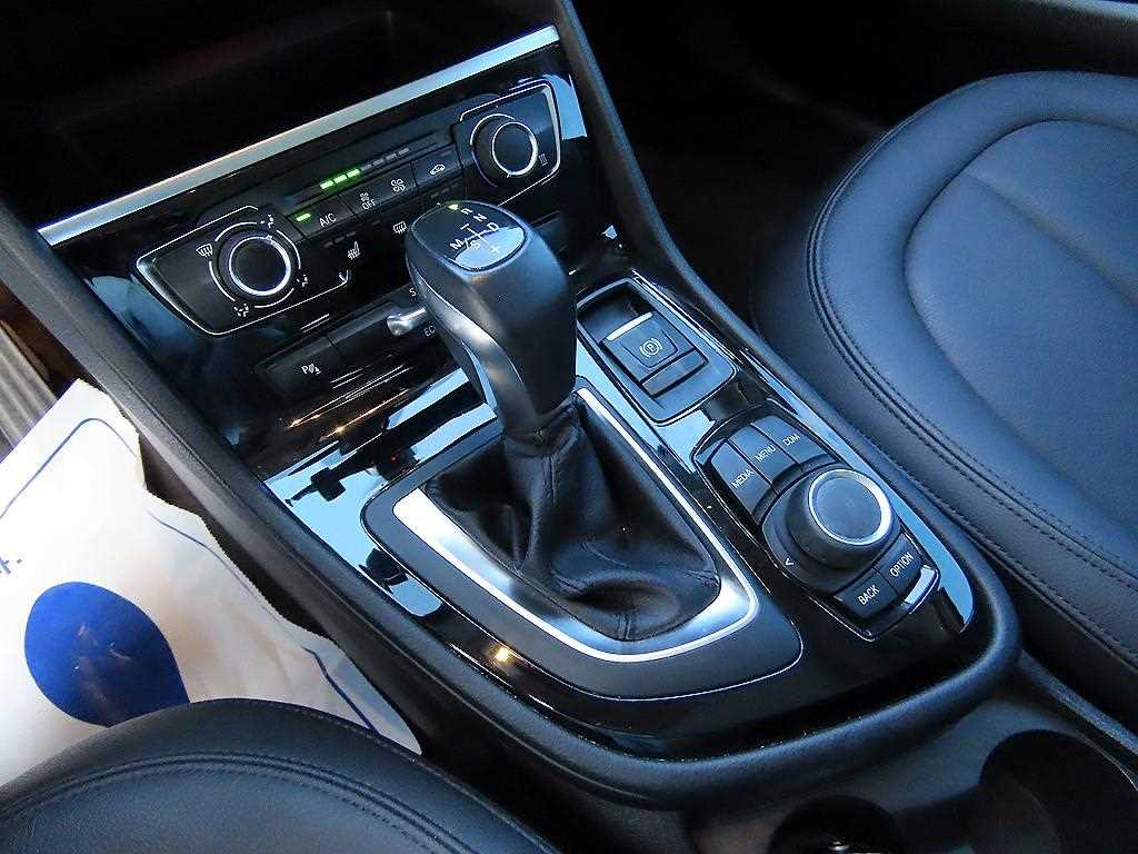BMW 2-Series — photo 10