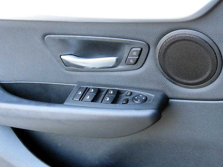 BMW 2-Series — photo 11