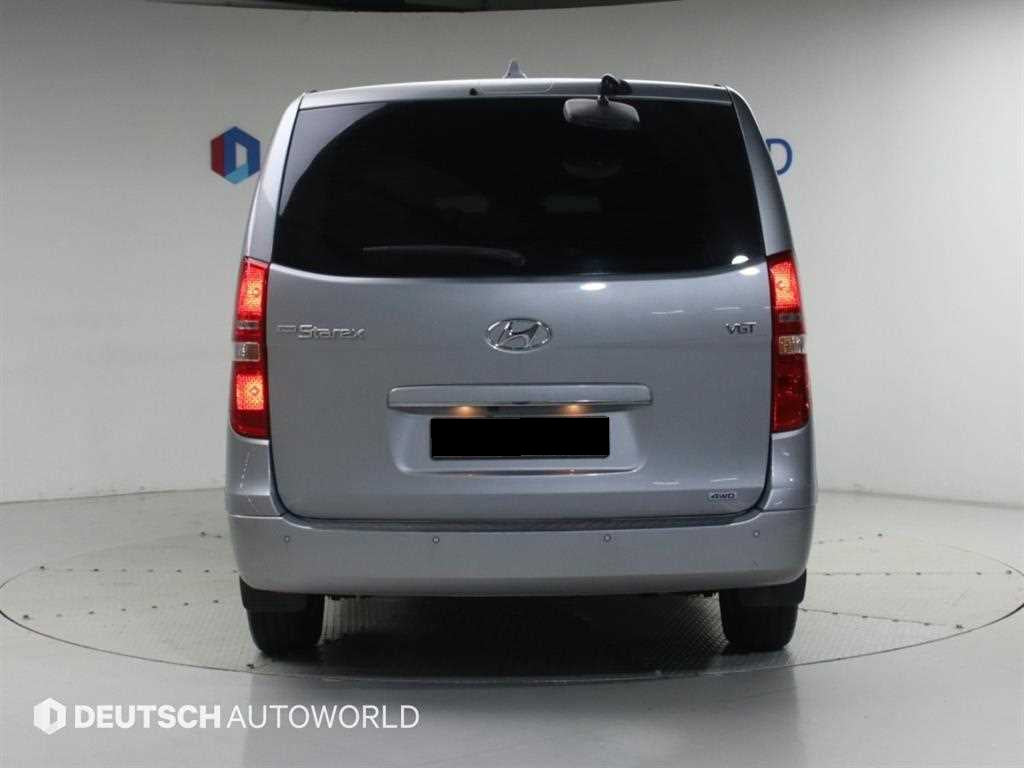 Hyundai Starex — photo 05