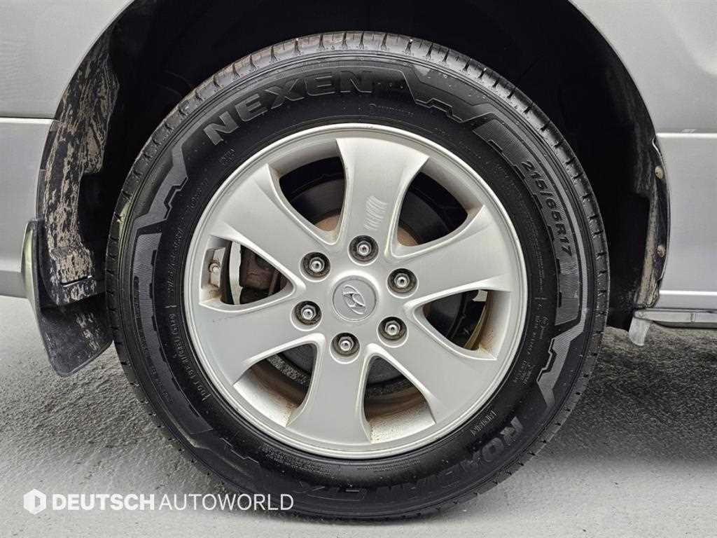 Hyundai Starex — photo 06