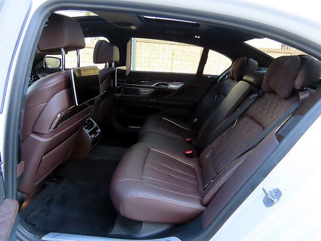 BMW 7-Series — photo 06