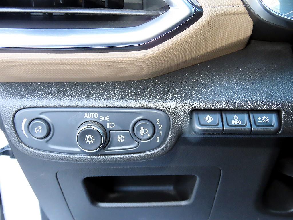 CHEVROLET Trailblazer — photo 12