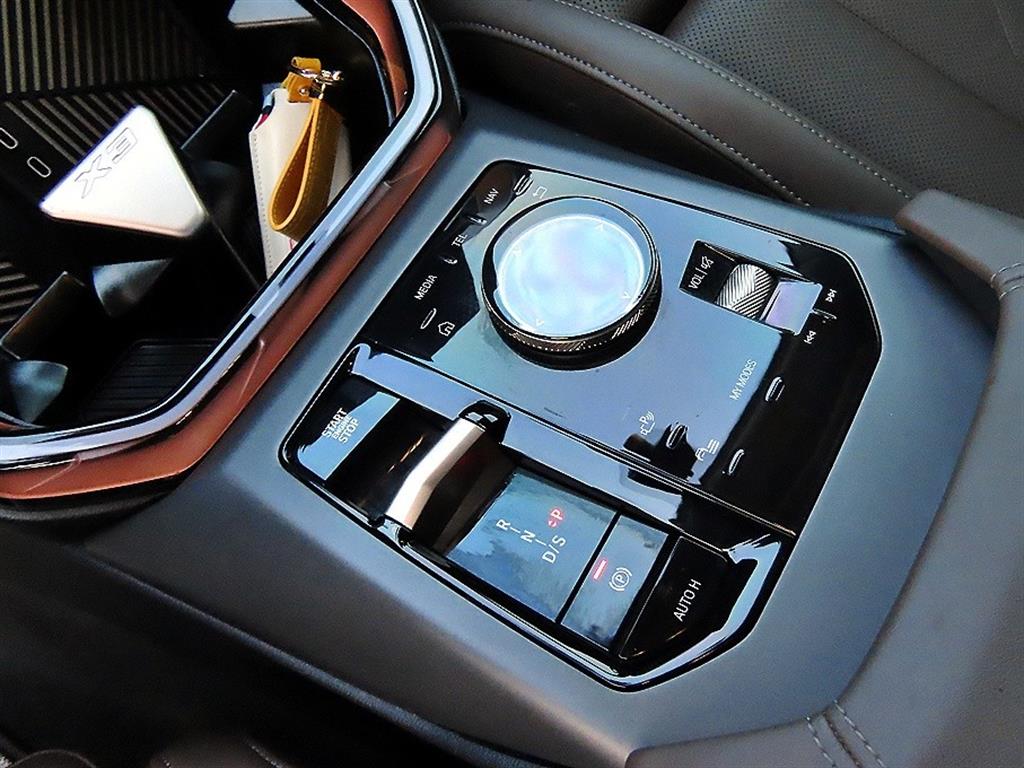 BMW X3 — photo 11
