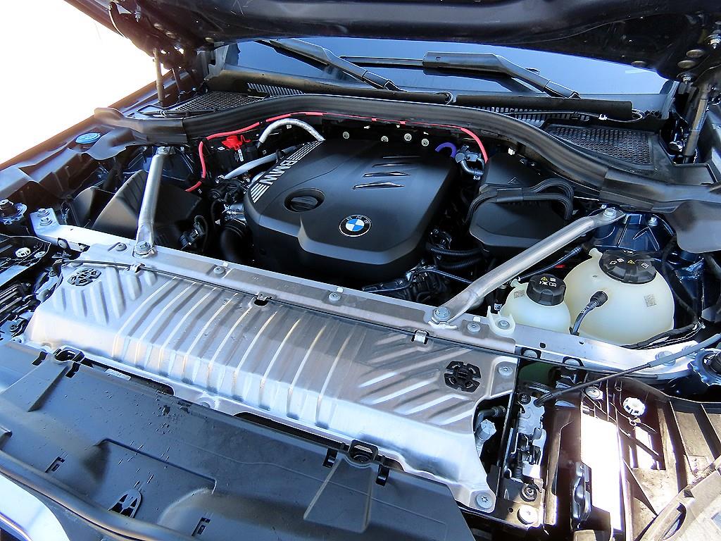 BMW X3 — photo 19