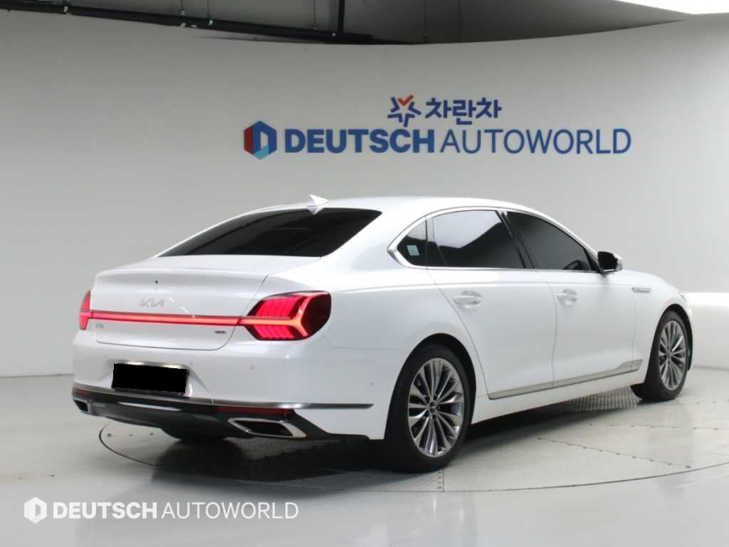Kia K9 — photo 02