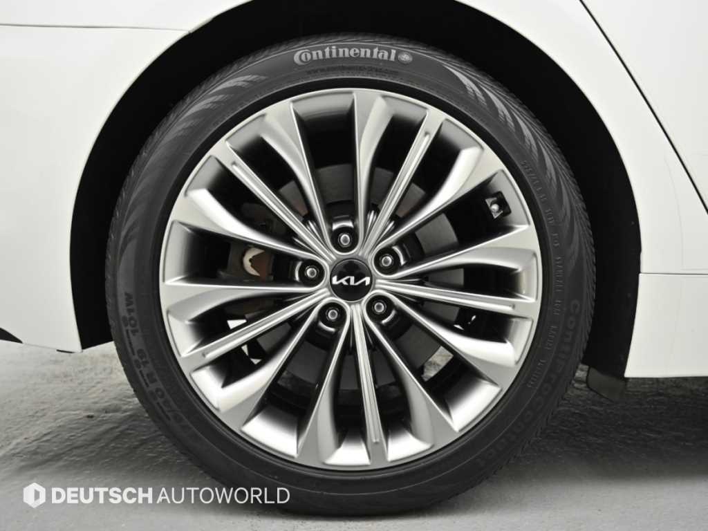 Kia K9 — photo 05