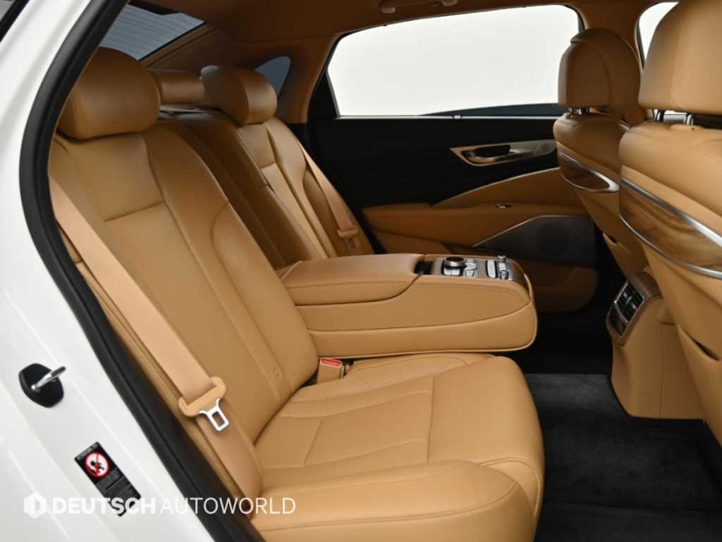 Kia K9 — photo 12