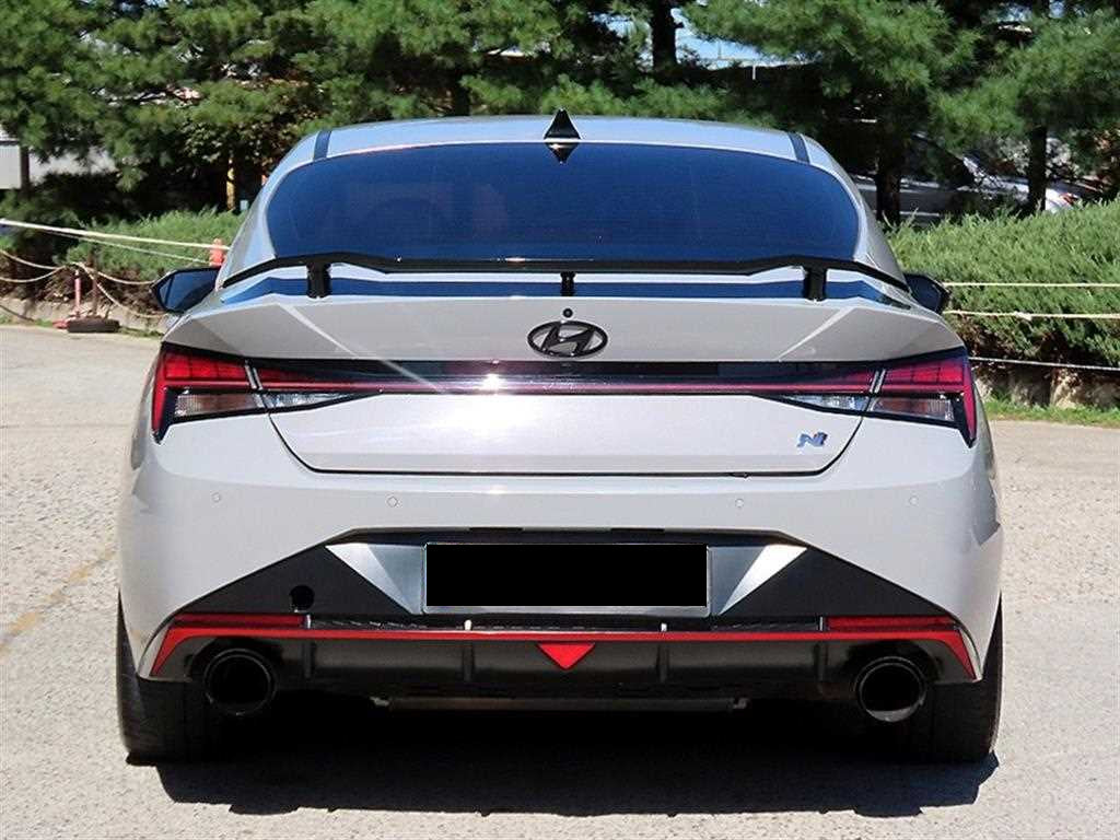 Hyundai Avante — photo 04