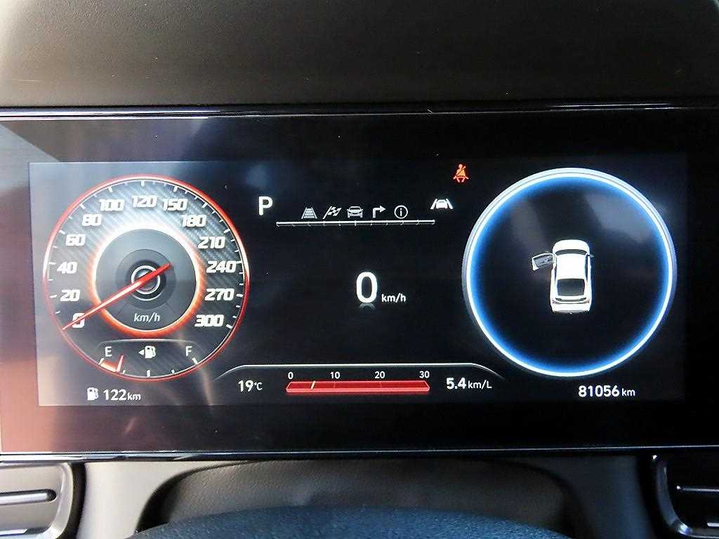 Hyundai Avante — photo 09