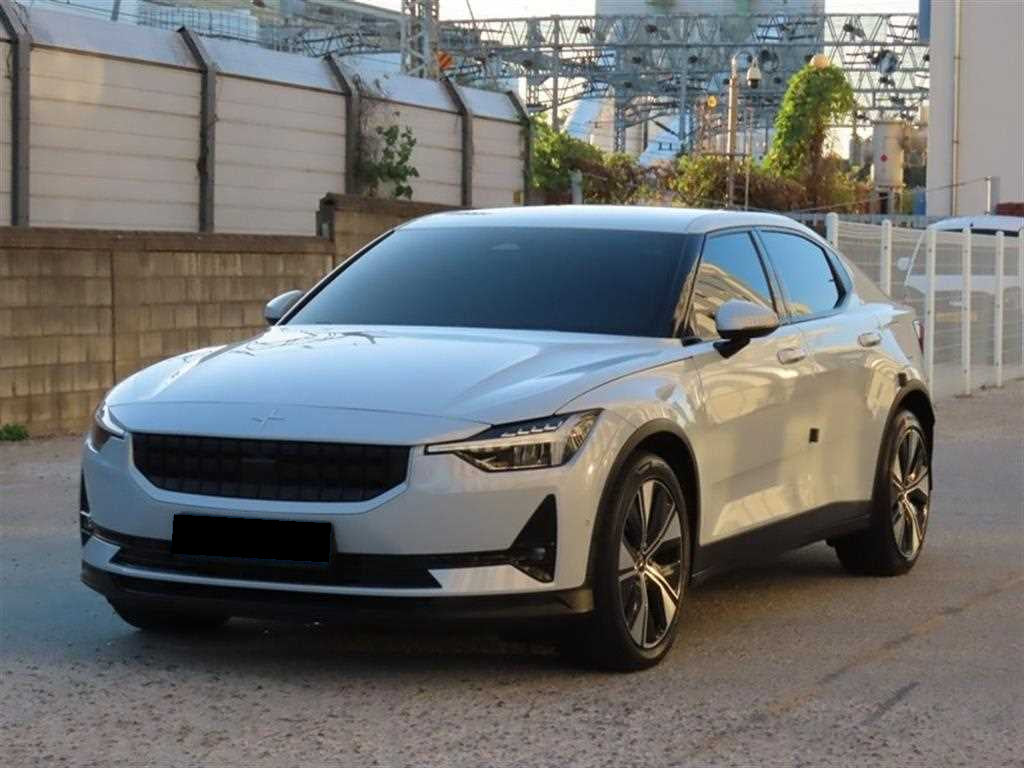 Polestar Polestar 2 — photo 02