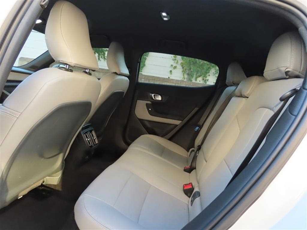 Polestar Polestar 2 — photo 09