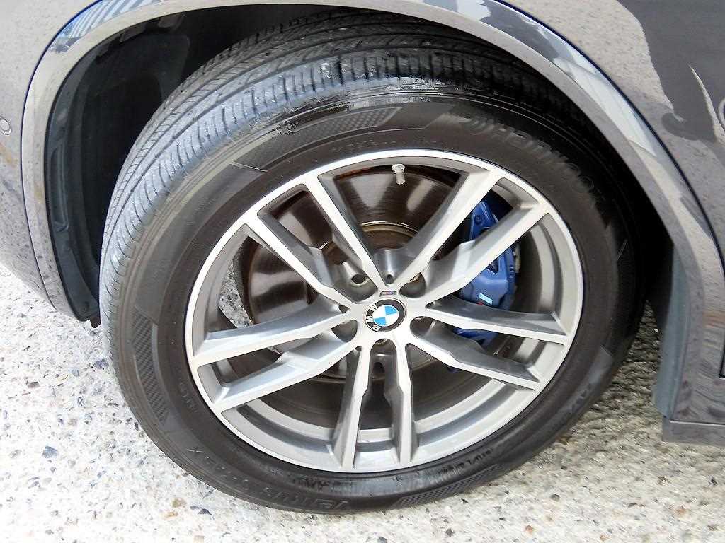 BMW X3 — photo 20