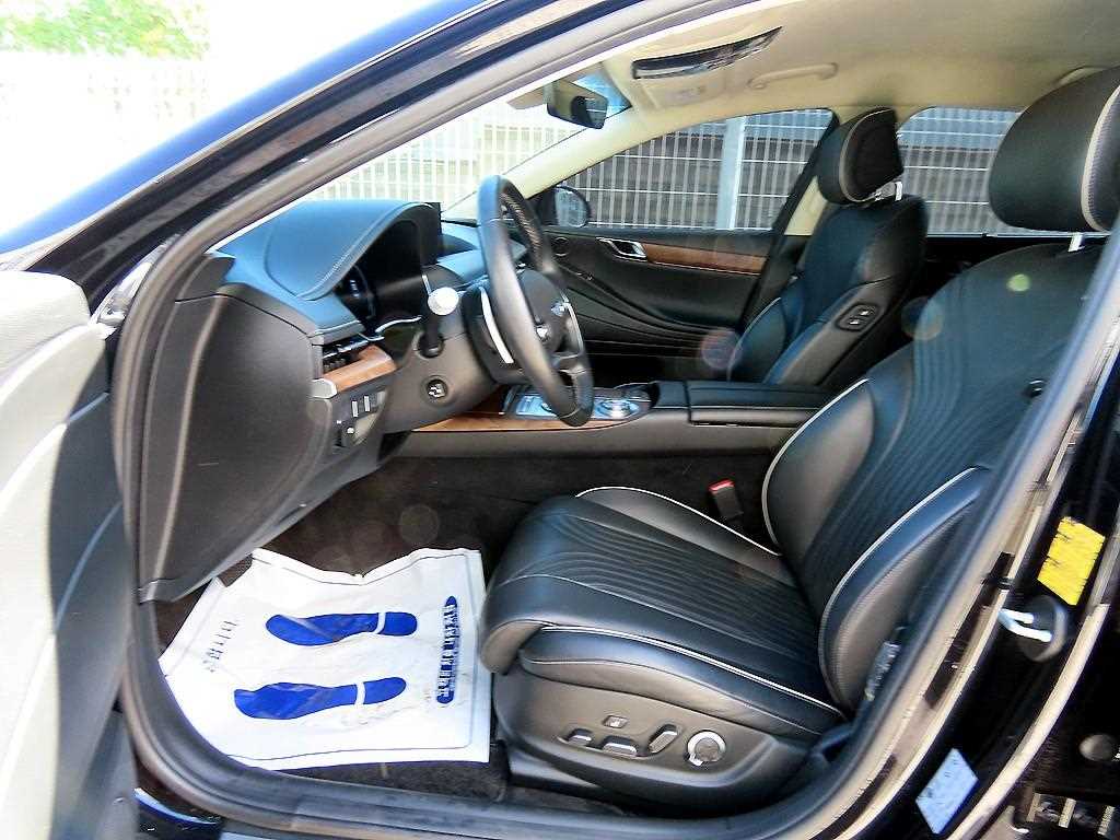 Genesis G80 — photo 05