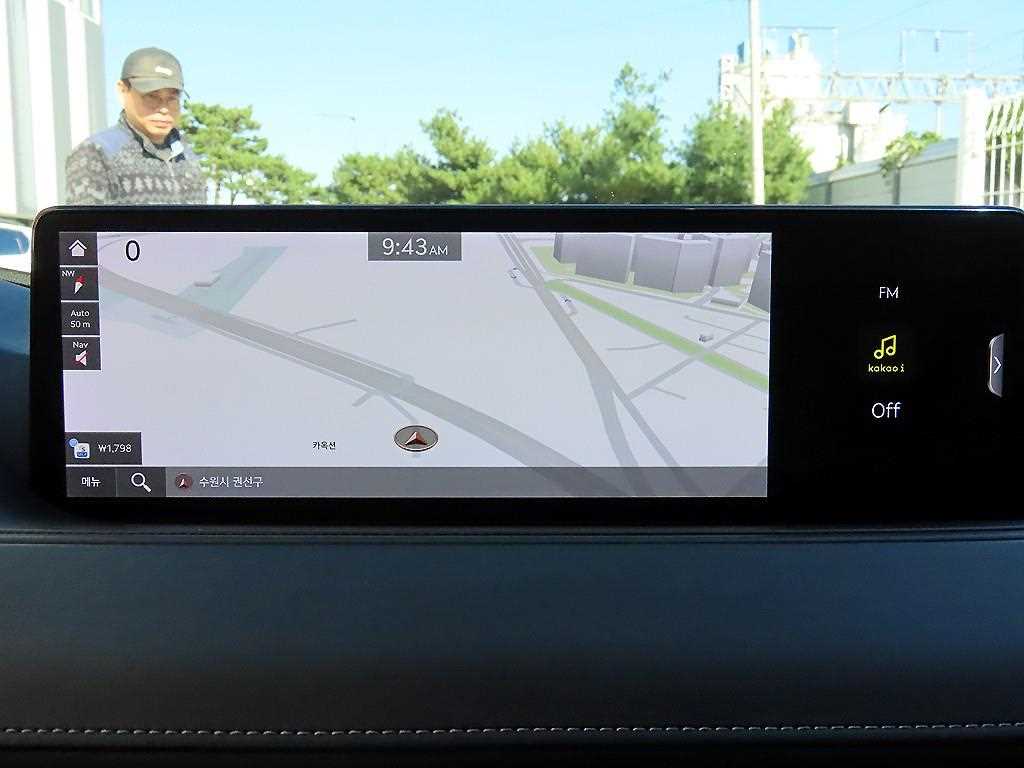 Genesis G80 — photo 14