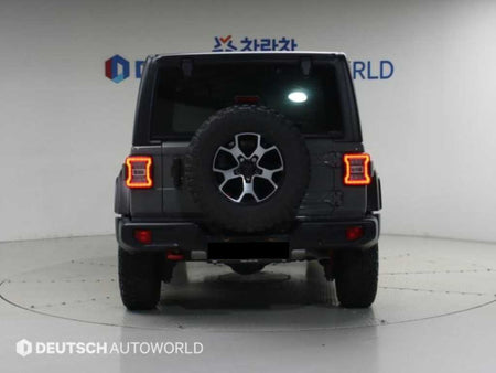 Jeep Wrangler — photo 04