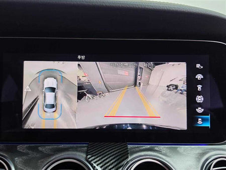 Mercedes-Benz E-Class — photo 10