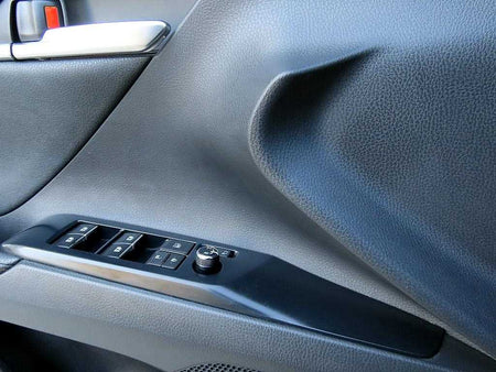 Toyota Camry — photo 12