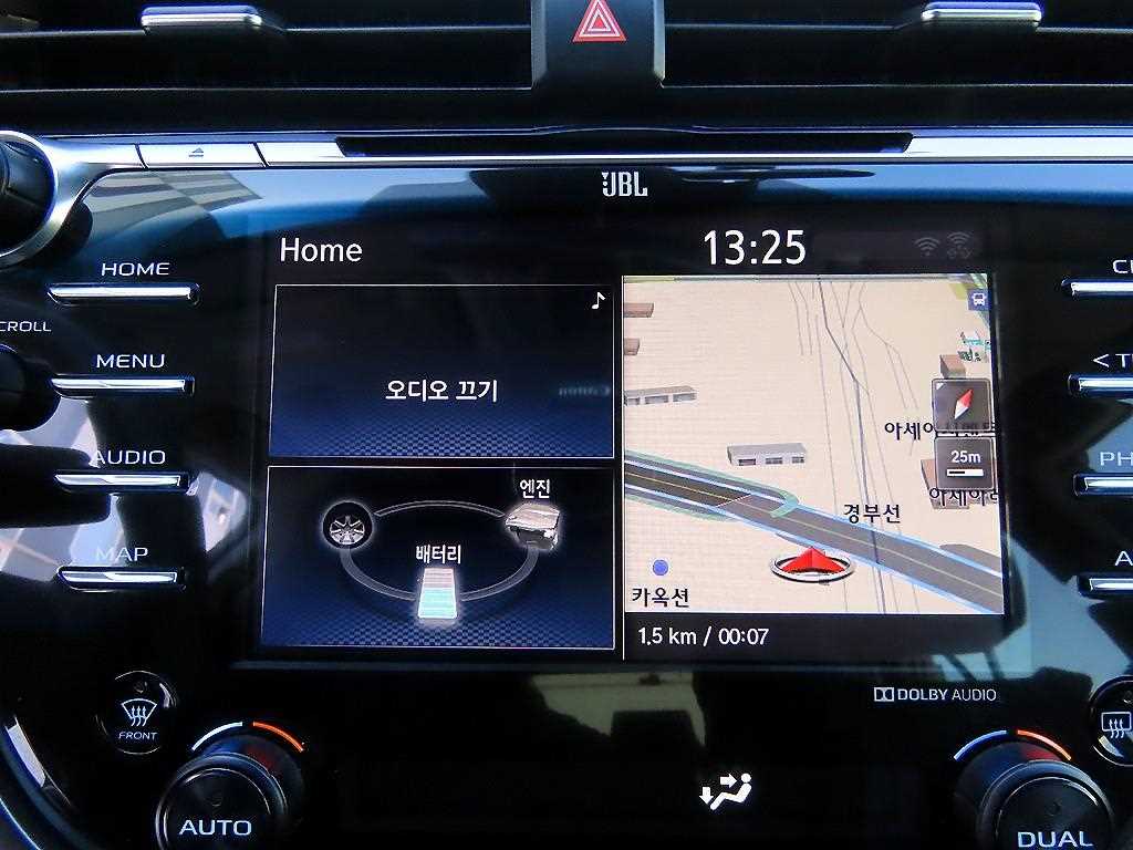 Toyota Camry — photo 14