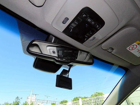 Toyota Camry — photo 16