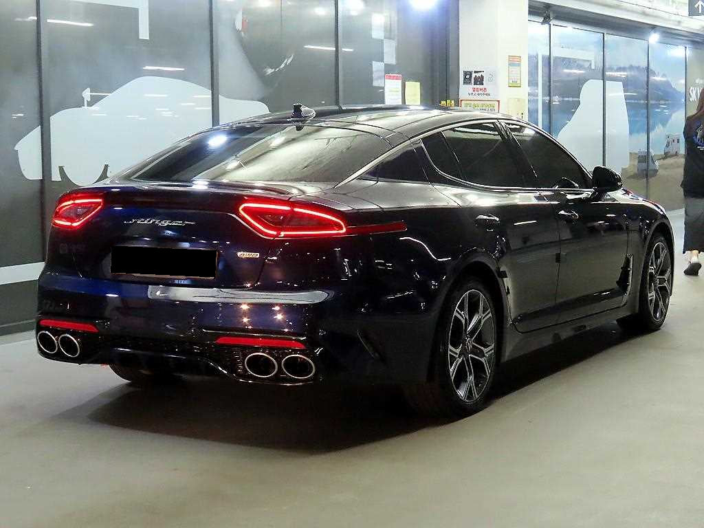 Kia Stinger — photo 04
