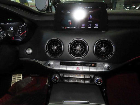 Kia Stinger — photo 11