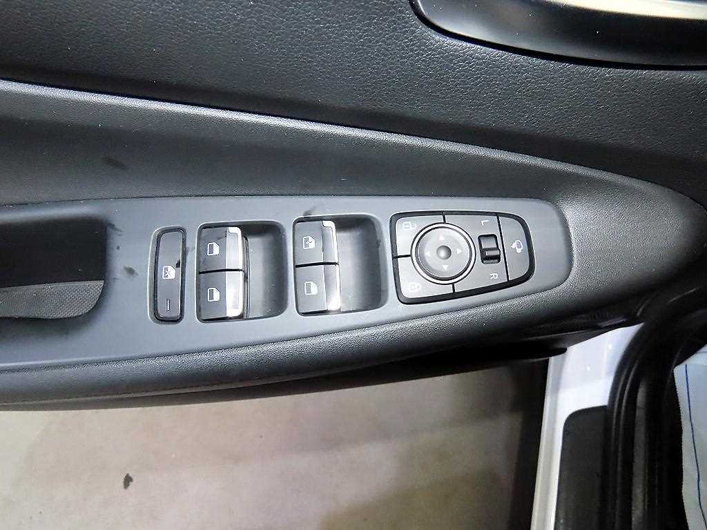 Hyundai Santafe — photo 12