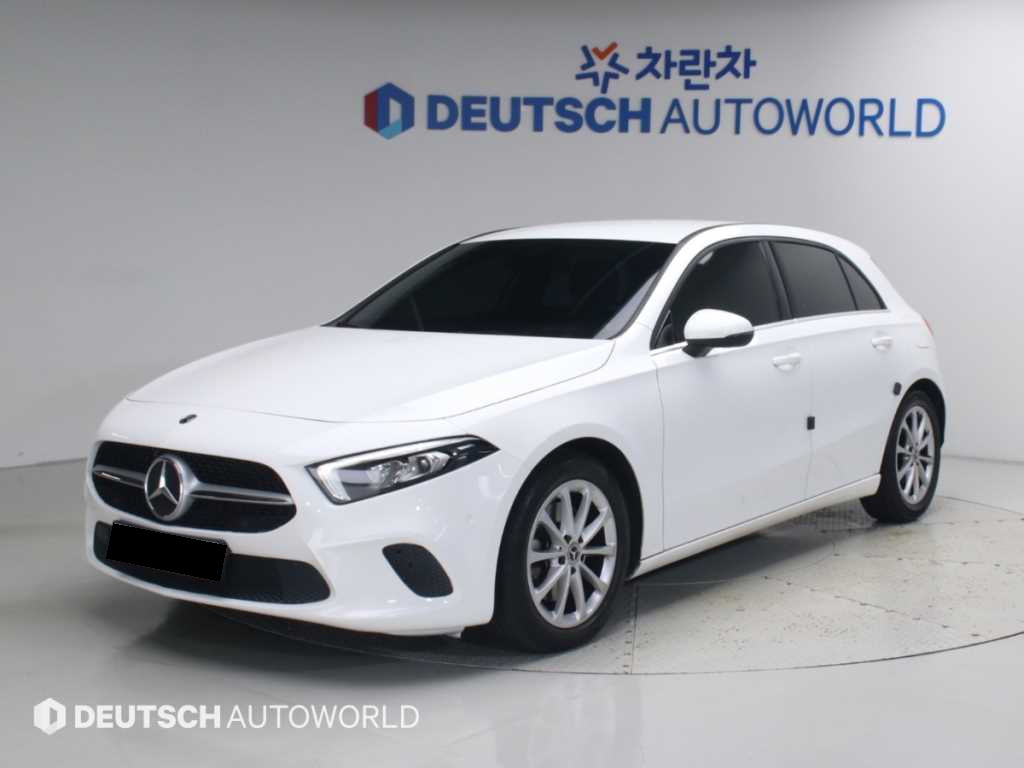 Mercedes-Benz A-Class — photo 02