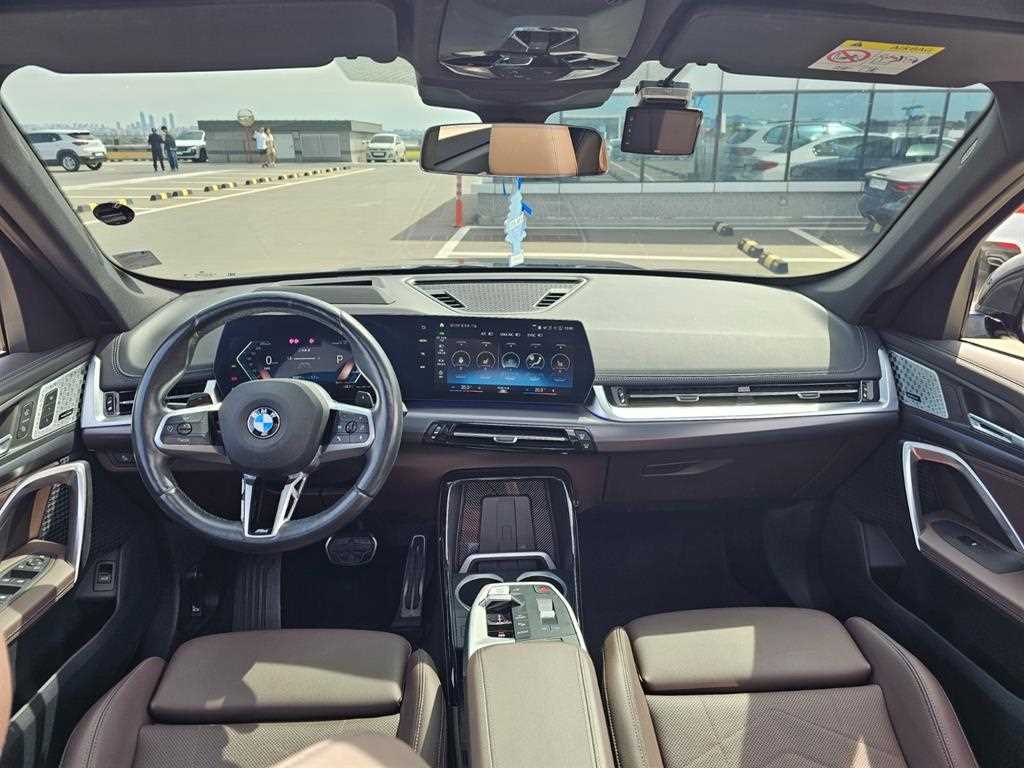 BMW X1 — photo 05