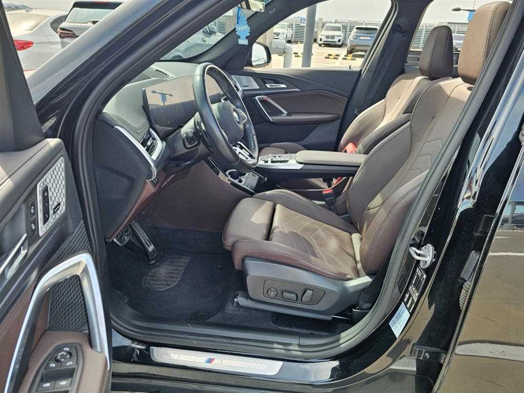 BMW X1 — photo 06