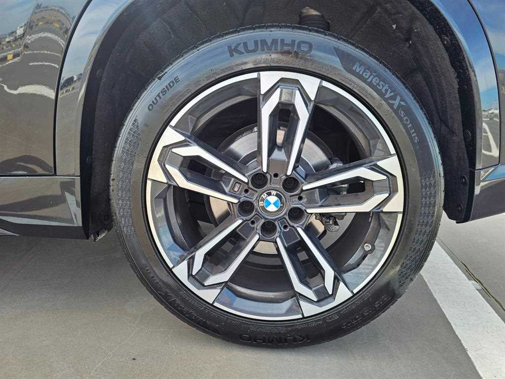 BMW X1 — photo 20