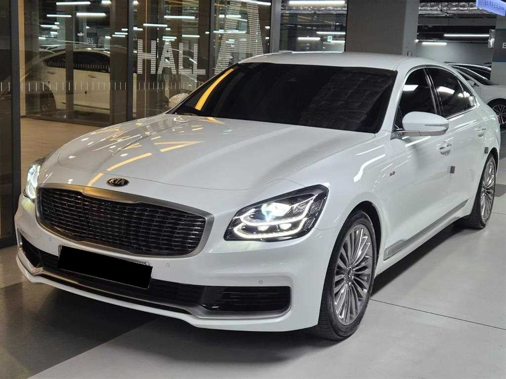 Kia K9 — photo 01