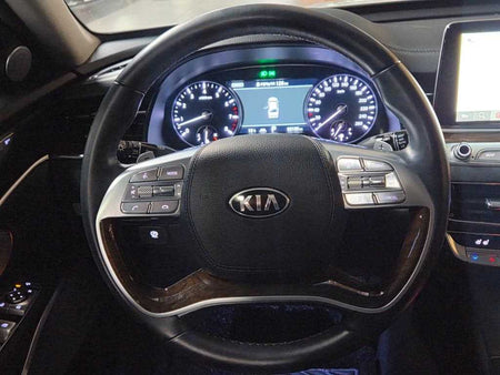 Kia K9 — photo 10