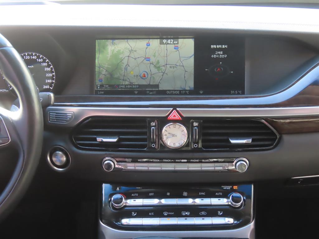 Genesis EQ900 — photo 12