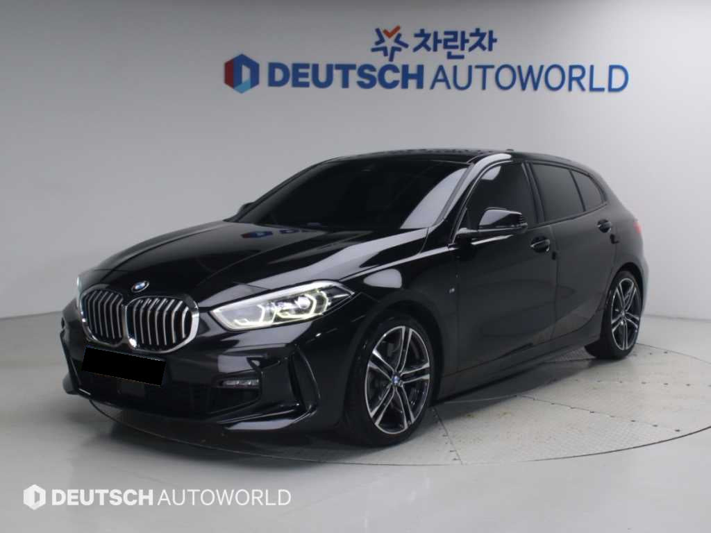 BMW 1-Series — photo 01