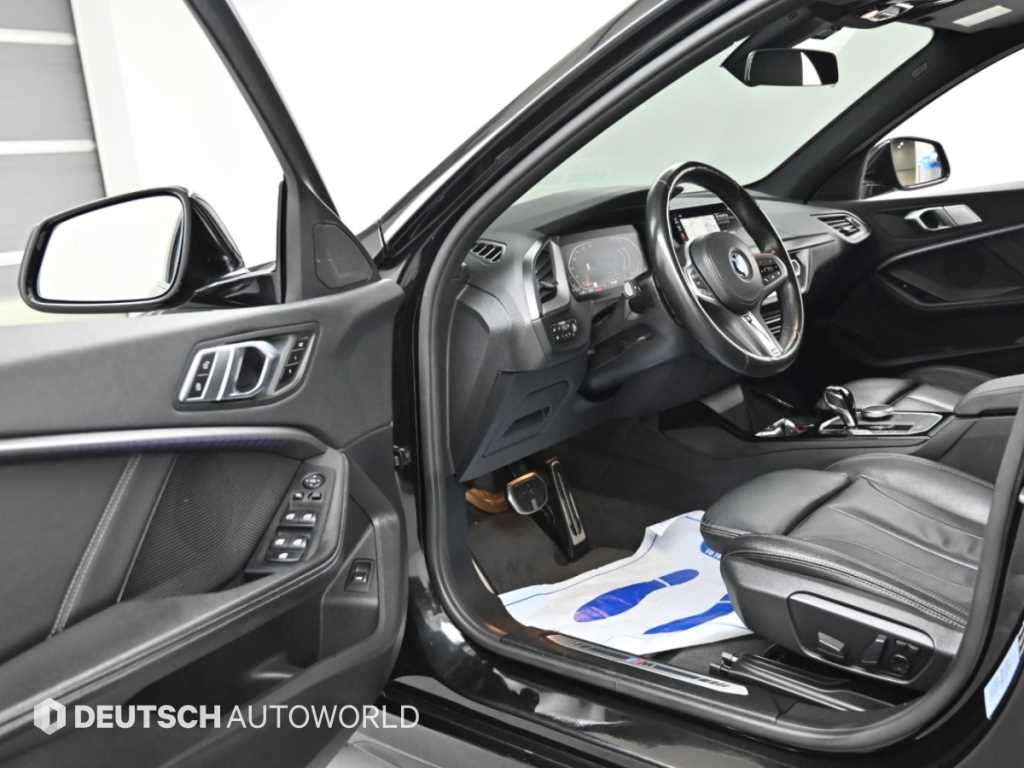 BMW 1-Series — photo 11