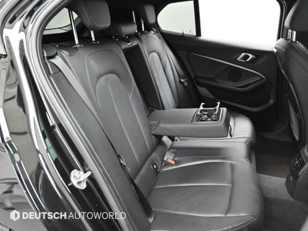 BMW 1-Series — photo 12