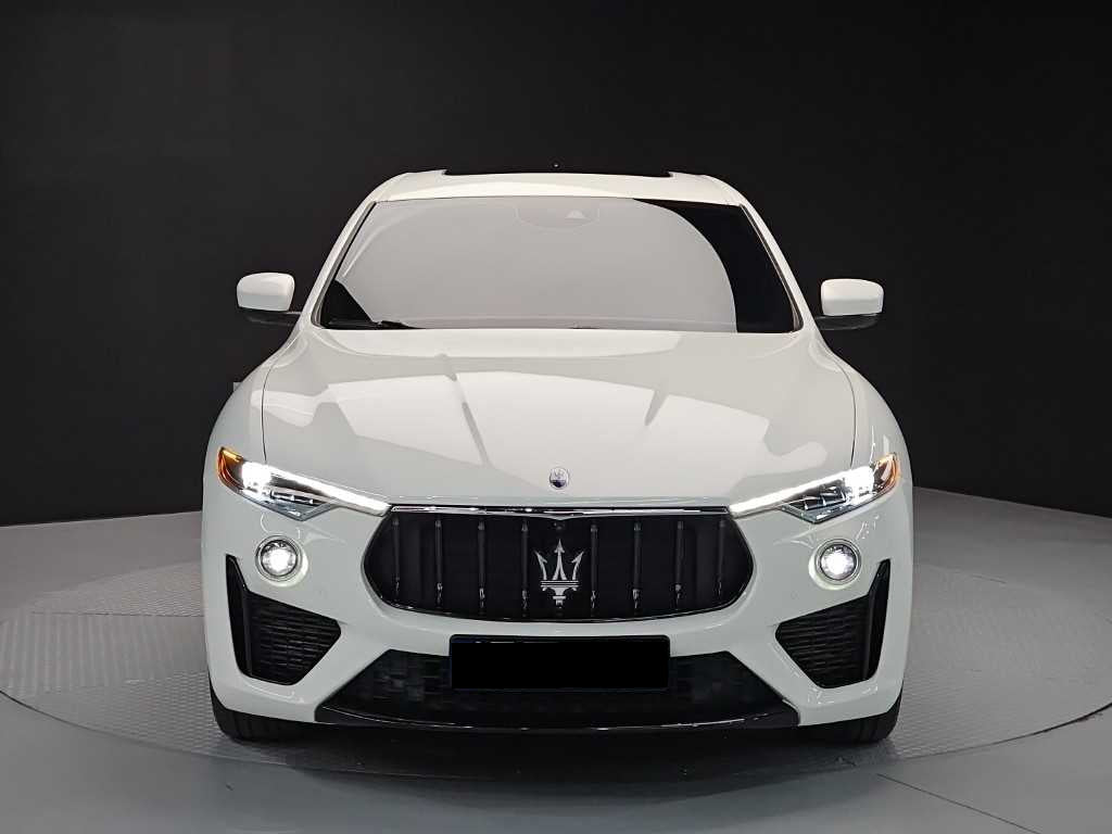 Maserati Levante — photo 02