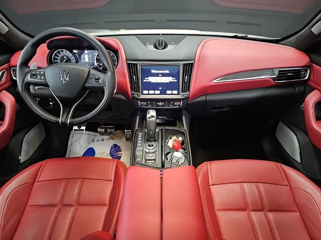 Maserati Levante — photo 07